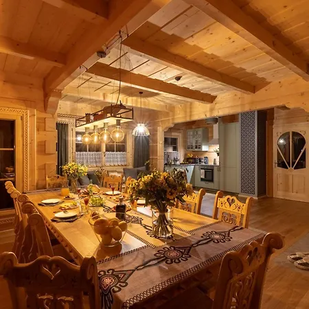 łukaszówka Villa *